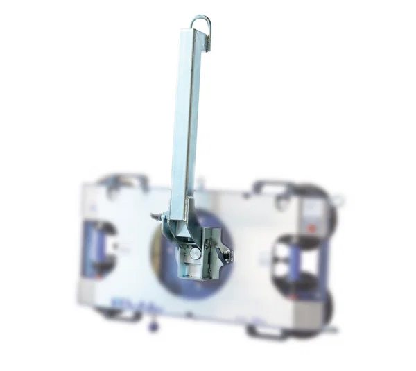 Arm with tilt and swivel function